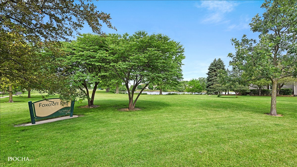 Homes for sale in Aurora, IL | 1440 Foxcroft Dr, Aurora, IL 60506 | MLS# 12661022