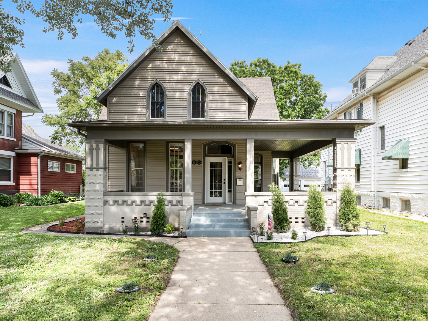 Homes for sale in Sterling, IL | 608 2nd Ave, Sterling, IL 61081 | MLS# 12661043