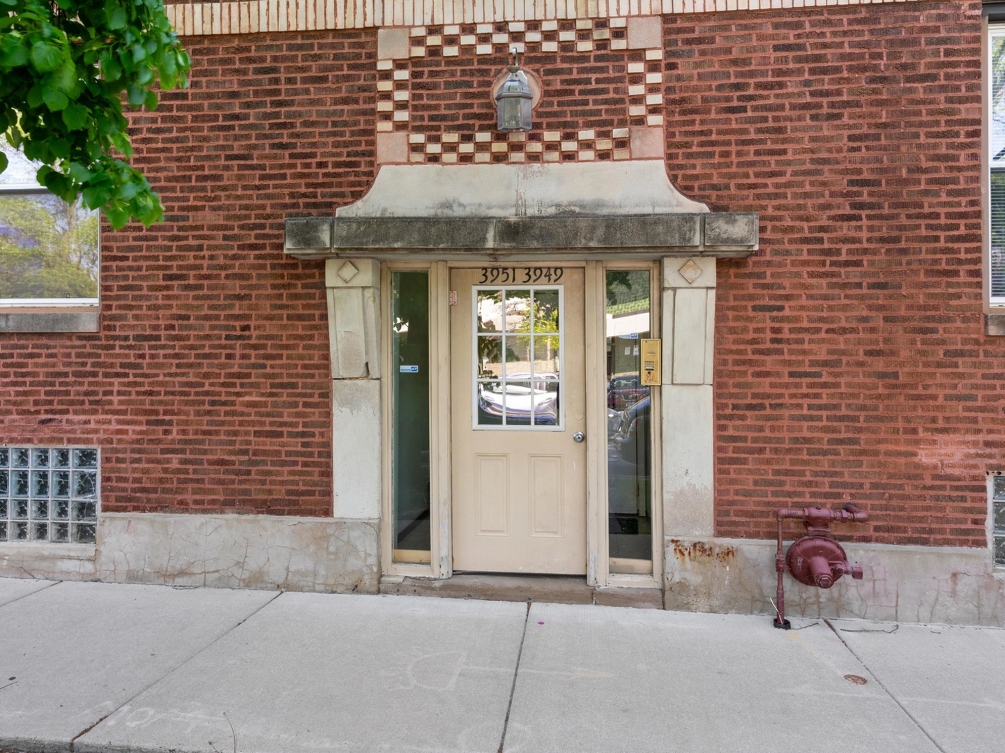 Homes for sale in Chicago, IL | 3951 N St Louis Ave #1, Chicago, IL 60618 | MLS# 12661076
