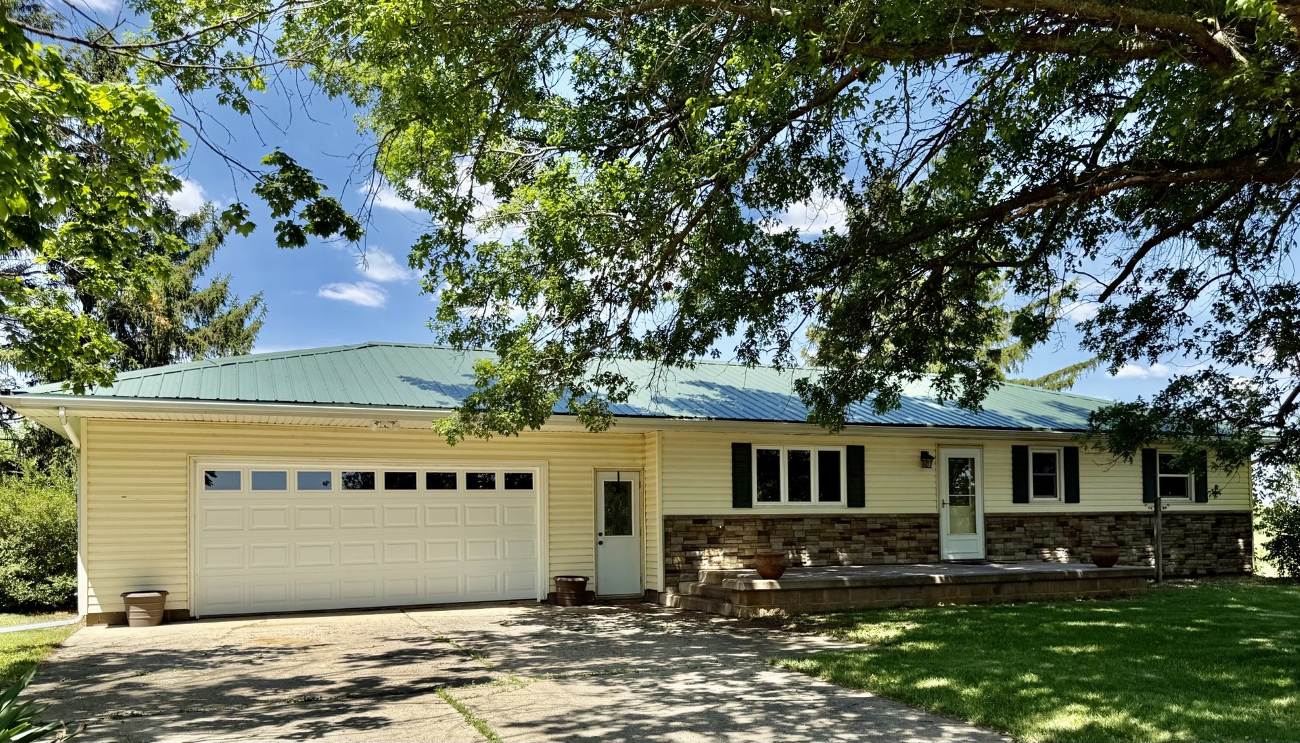 Homes for sale in Kewanee, IL | 24508 County Hwy 28, Kewanee, IL 61443 | MLS# 12661181