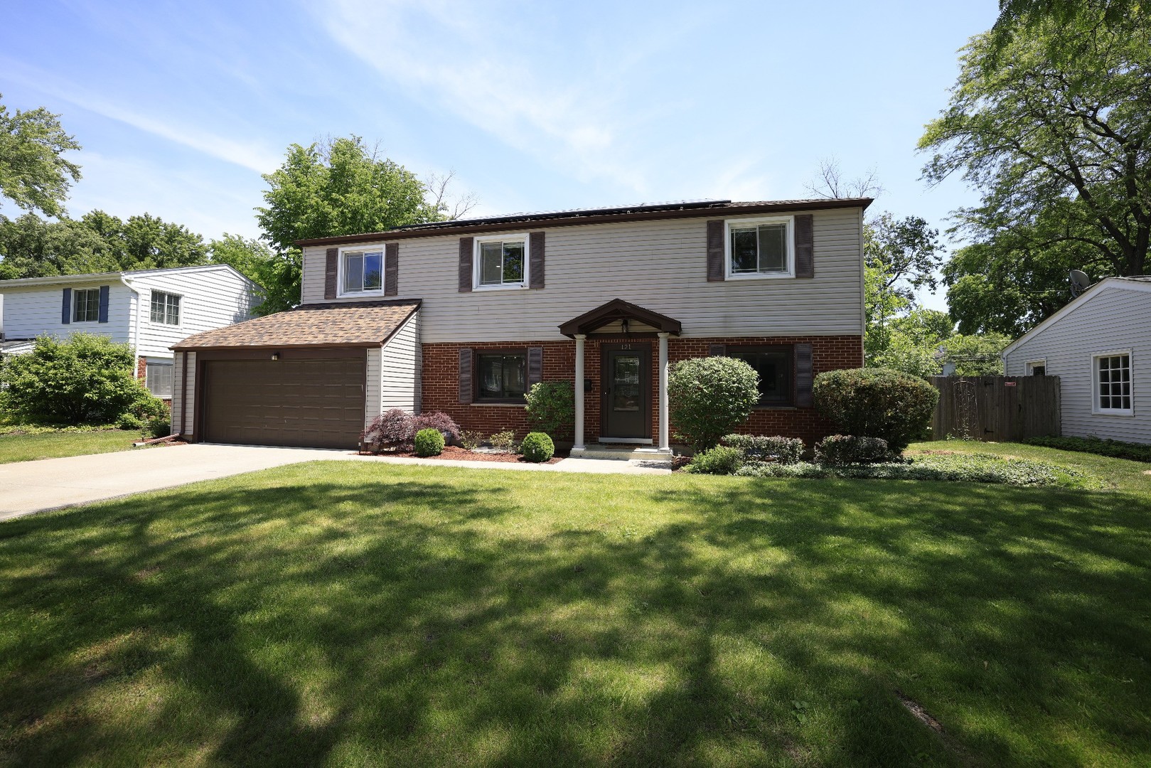Homes for sale in Deerfield, IL | 121 Pine St, Deerfield, IL 60015 | MLS# 12661421