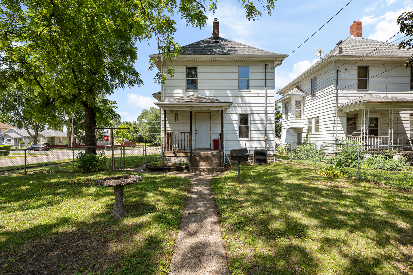 Homes for sale in East Moline, IL | 204 15th Ave, East Moline, IL 61244 | MLS# 12661477