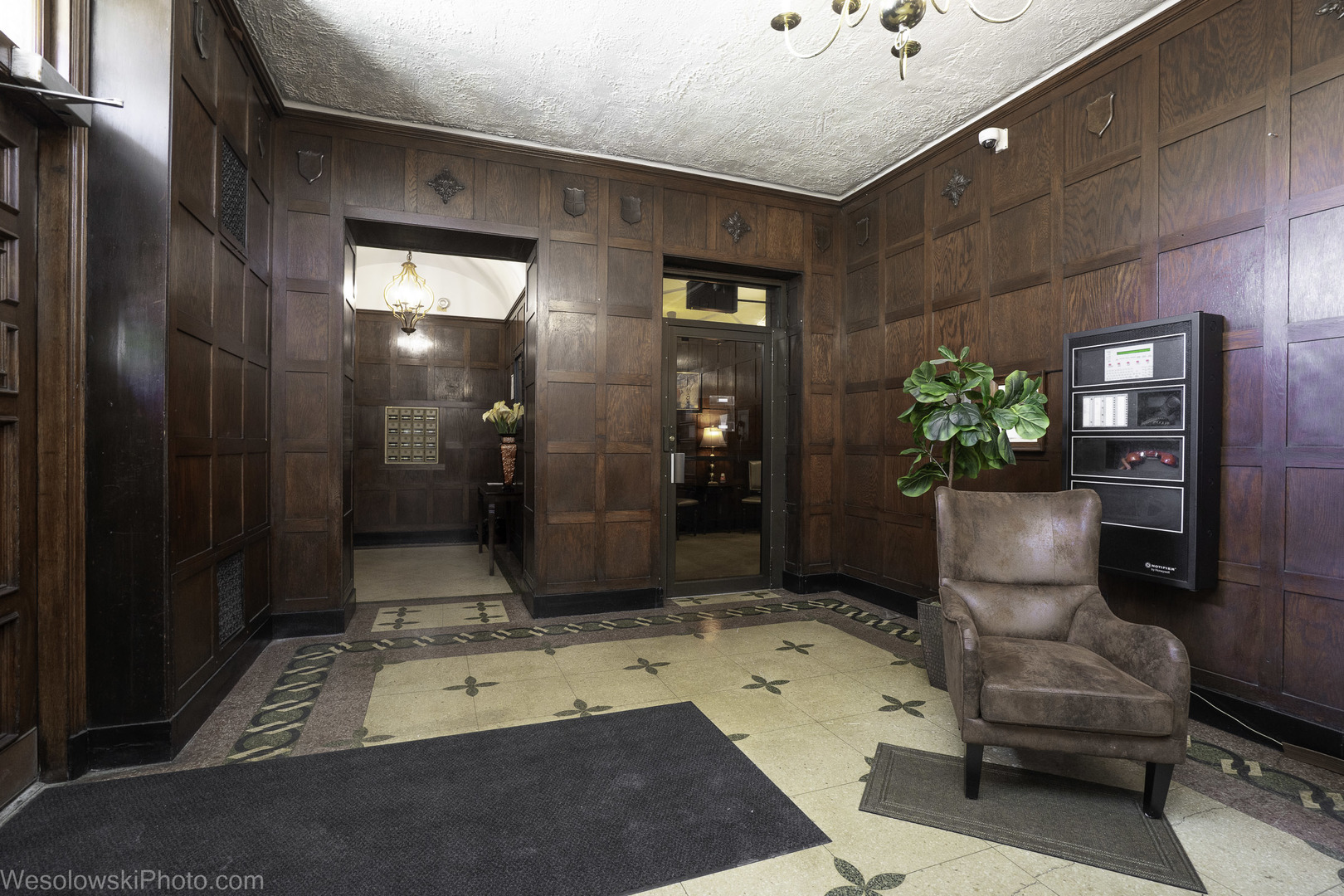 Homes for sale in Chicago, IL | 6700 S Crandon Ave, Chicago, IL 60649