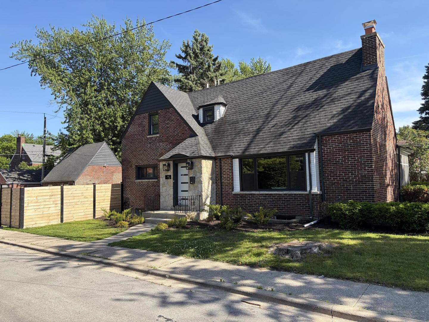 Homes for sale in Chicago, IL | 9001 S Claremont Ave, Chicago, IL 60643 | MLS# 12661518