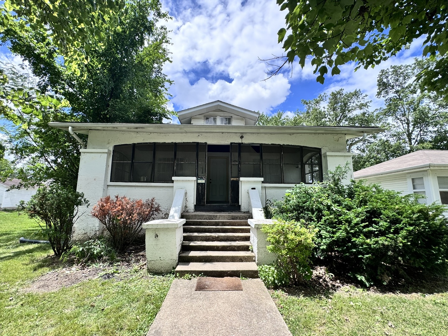 Homes for sale in Centralia, IL | 404 S Perrine, Centralia, IL 62801 | MLS# 12661609
