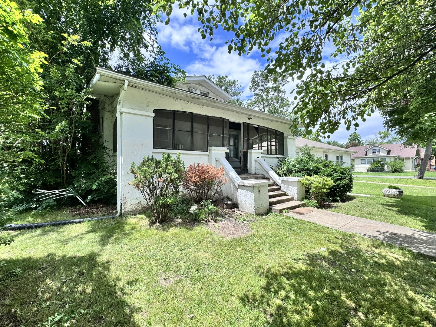 Homes for sale in Centralia, IL | 404 S Perrine, Centralia, IL 62801 | MLS# 12661609