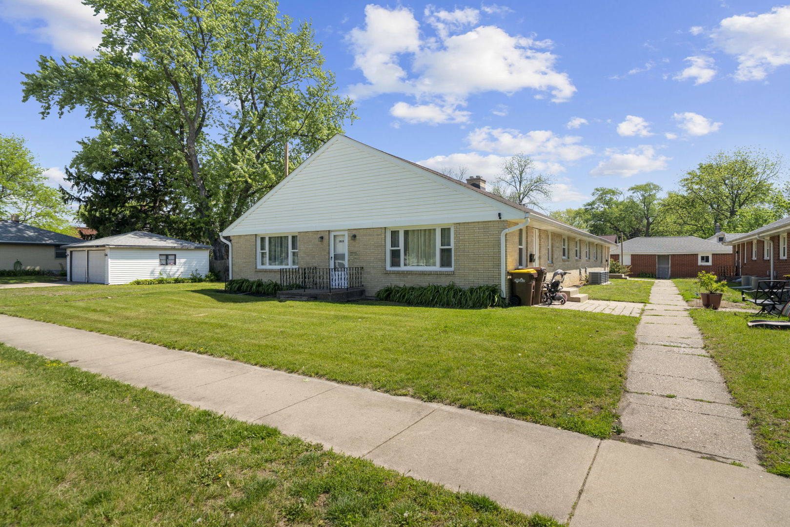 Homes for sale in Rockford, IL | 1819 Logan St, Rockford, IL 61103 | MLS# 12661655