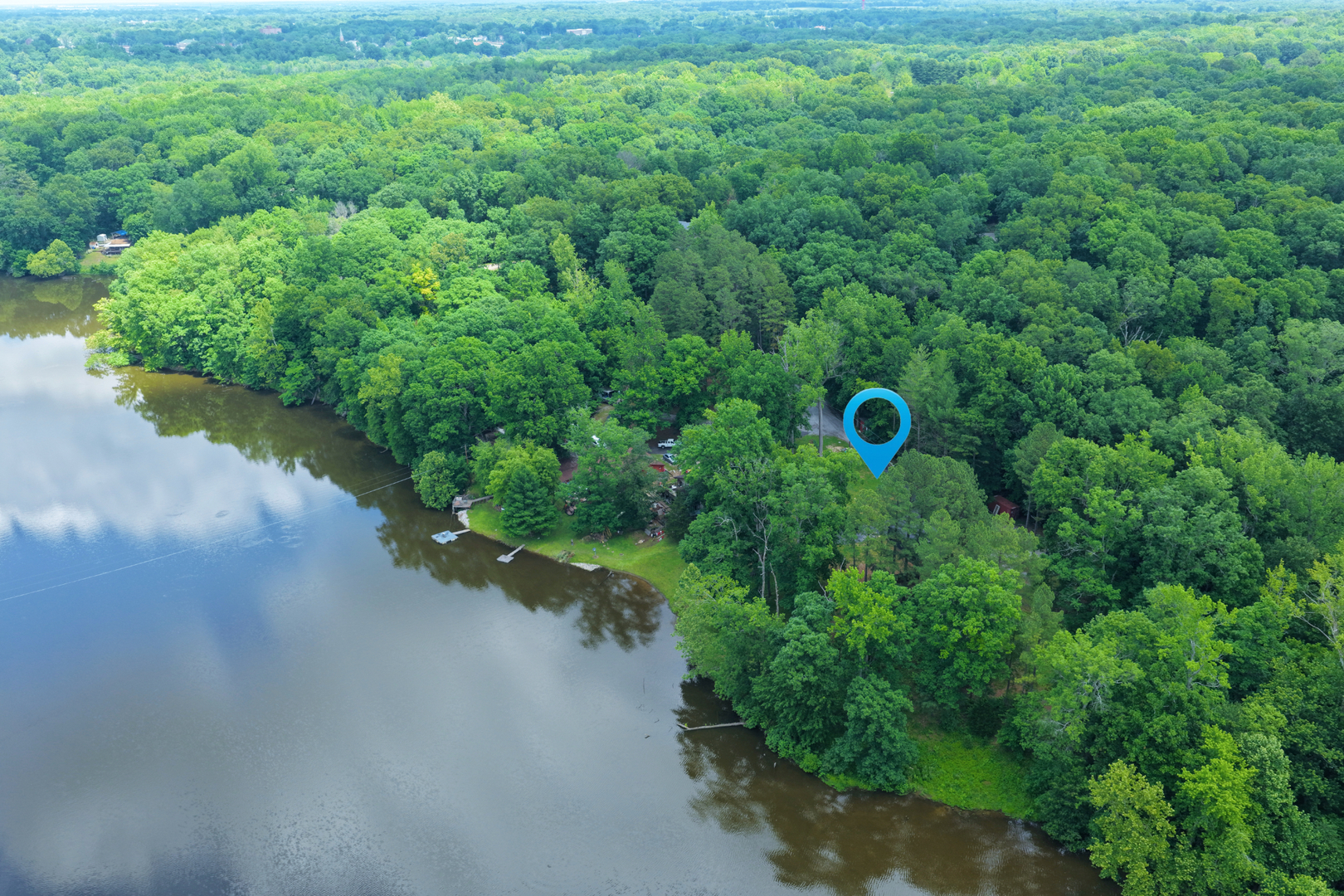 Homes for sale in Murphysboro, IL | 15 Oakwood Ln, Murphysboro, IL 62966 | MLS# 12661707