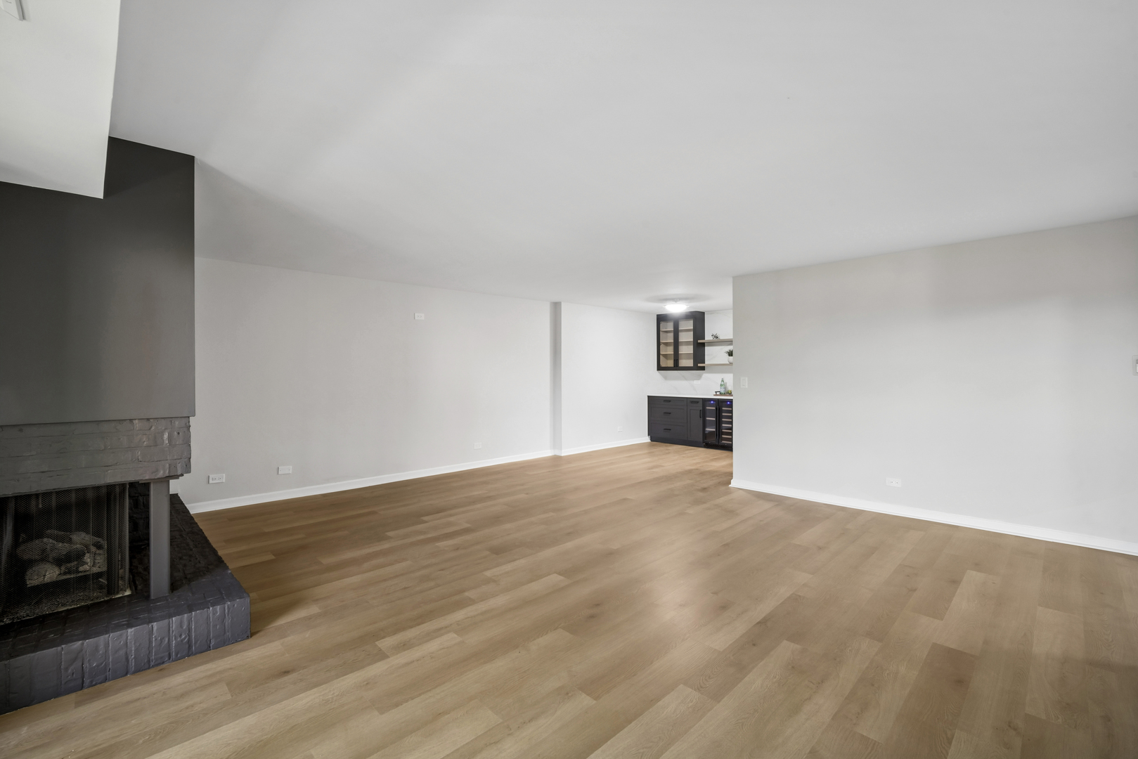 Homes for sale in Northbrook, IL | 1621 Mission Hills Rd #404, Northbrook, IL 60062 | MLS# 12661728
