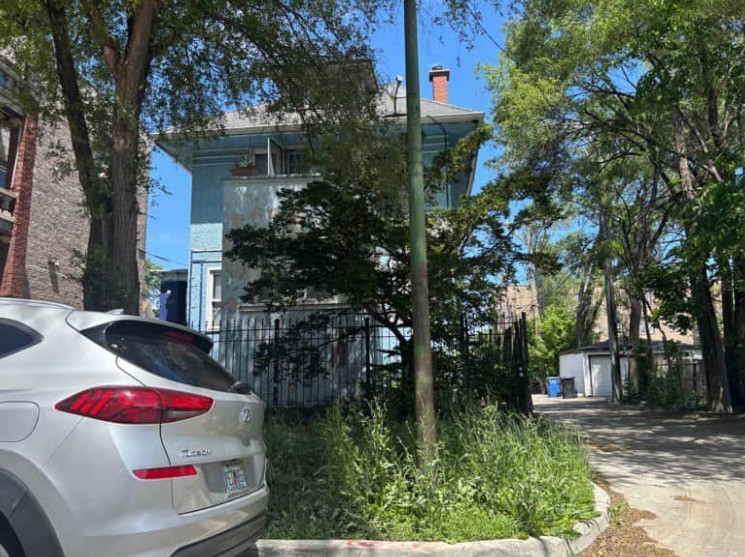 Homes for sale in Chicago, IL | 5460 W Fulton St, Chicago, IL 60644 | MLS# 12661798