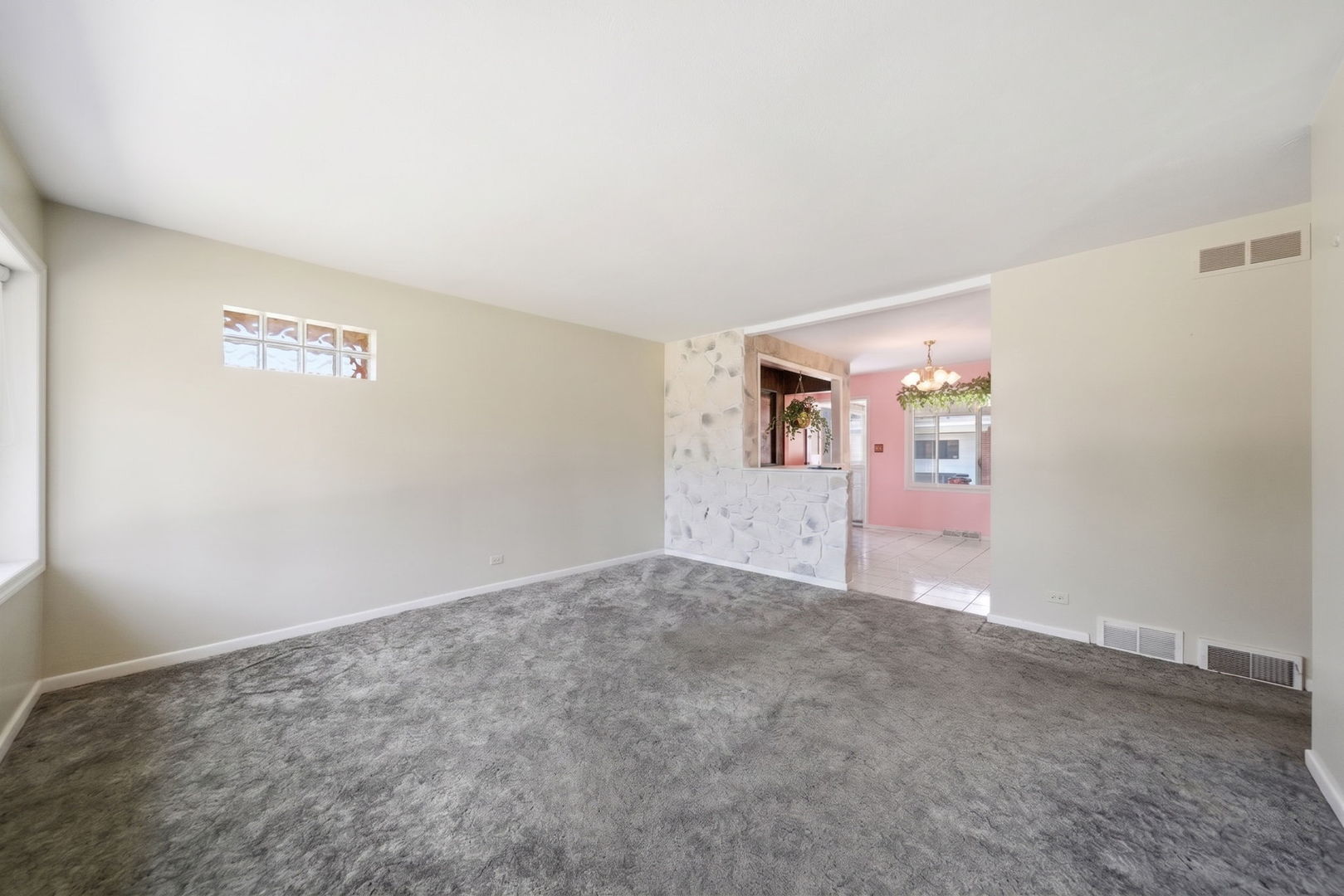 Homes for sale in Wood Dale, IL | 498 Gilbert Dr, Wood Dale, IL 60191 | MLS# 12661868