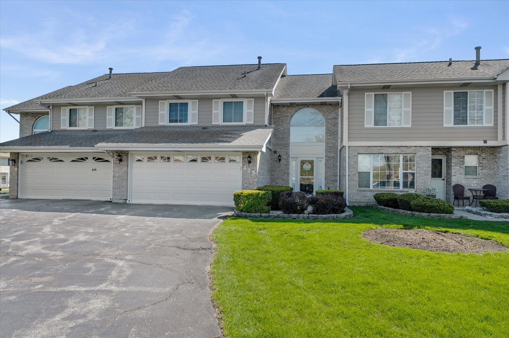 Homes for sale in Wood Dale, IL | 475 Sarah Ct, Wood Dale, IL 60191 | MLS# 12661870