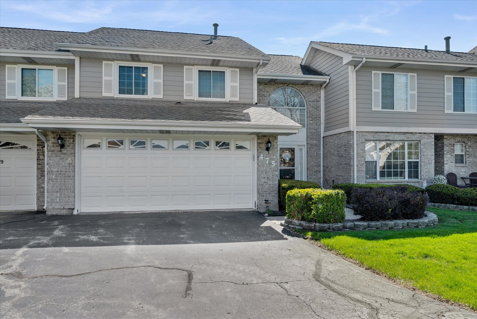 Homes for sale in Wood Dale, IL | 475 Sarah Ct, Wood Dale, IL 60191 | MLS# 12661870
