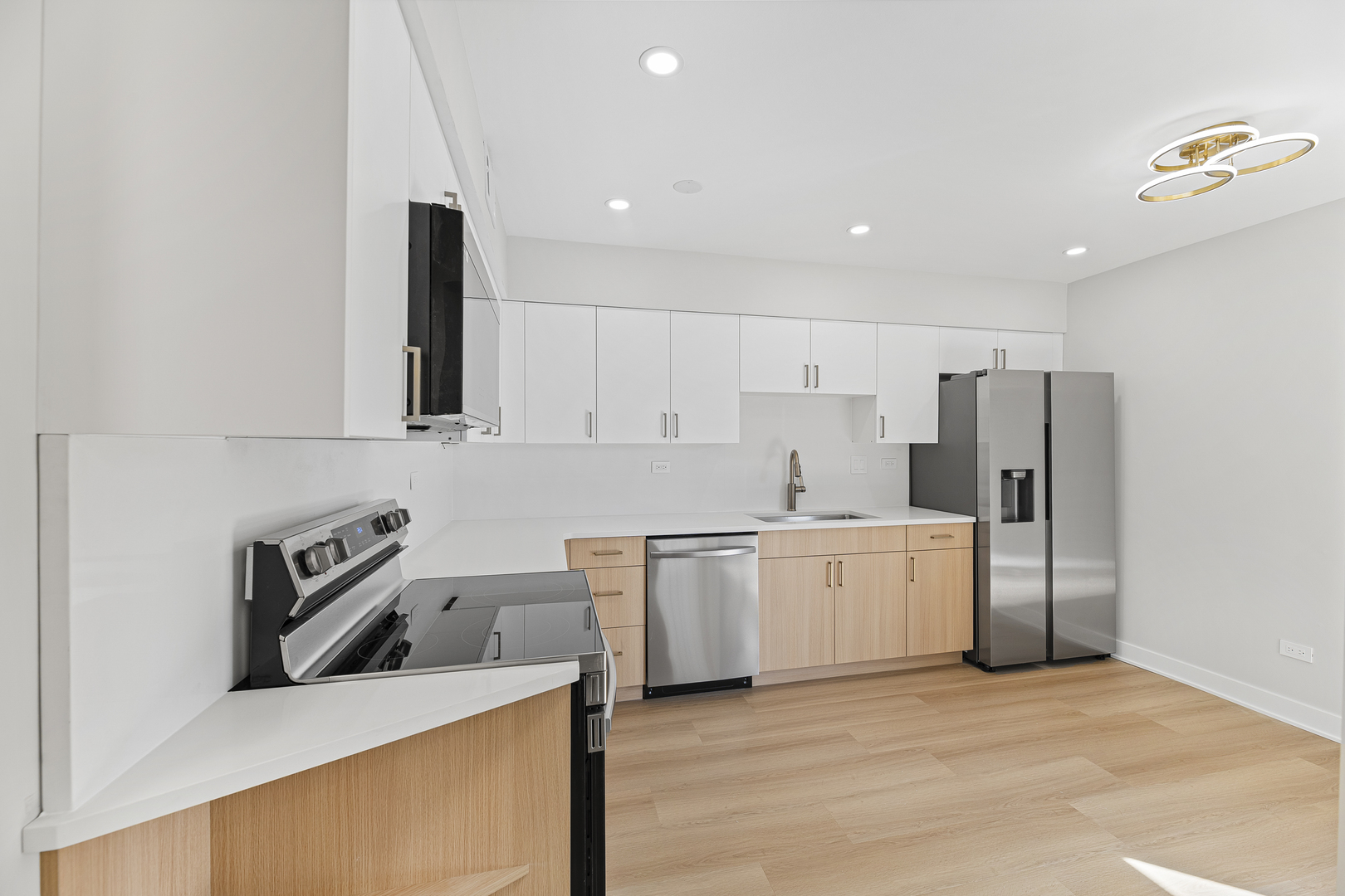 Homes for sale in Skokie, IL | 5019 Mulford St #201, Skokie, IL 60077 | MLS# 12661894