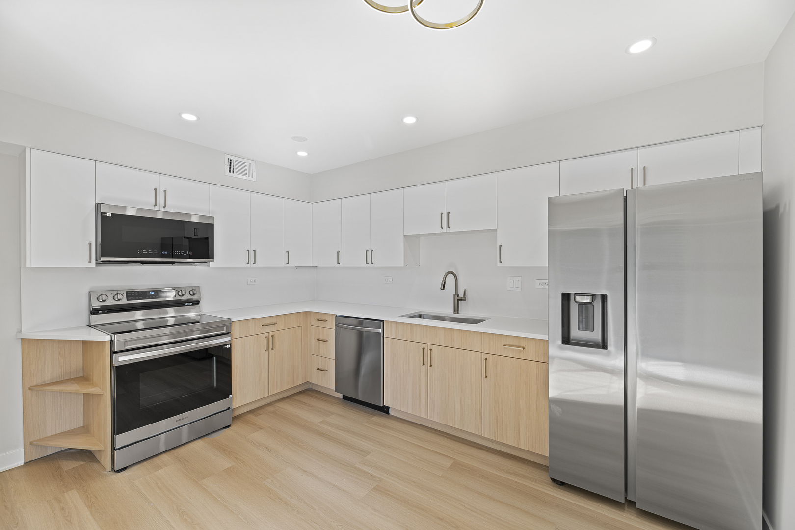 Homes for sale in Skokie, IL | 5019 Mulford St #201, Skokie, IL 60077 | MLS# 12661894