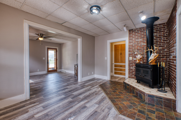 Homes for sale in Fulton, IL | 922 9Th Ave, Fulton, IL 61252 | MLS# 12662064