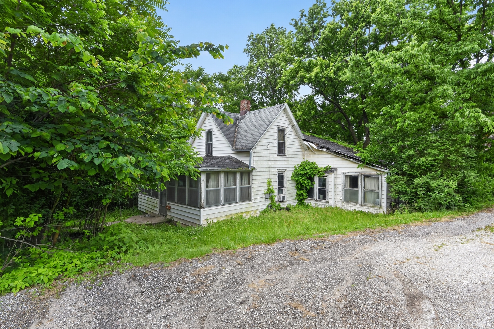 Homes for sale in Hamilton, IL | 361 S 3Rd St, Hamilton, IL 62341 | MLS# 12662085