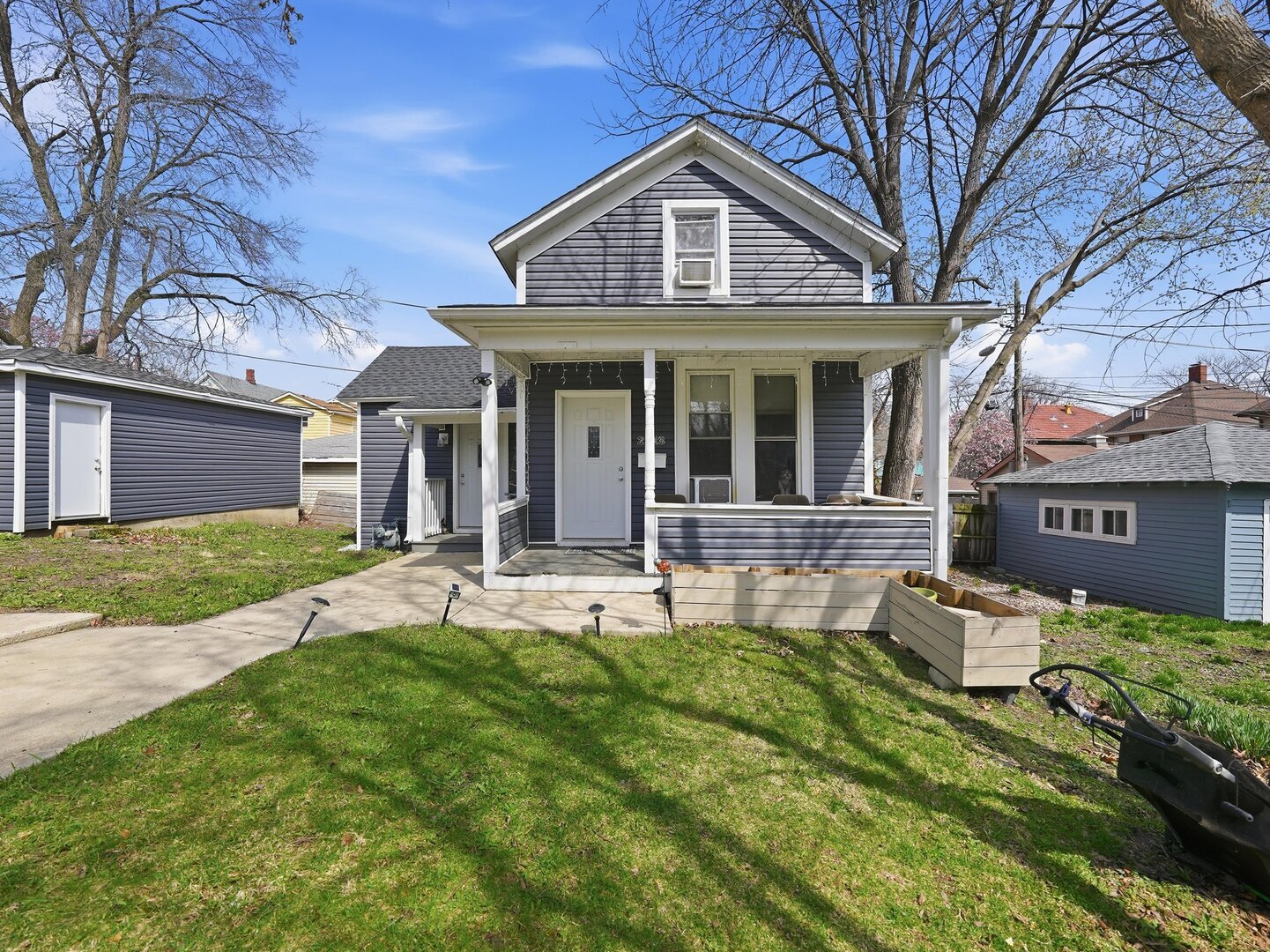 Homes for sale in Blue Island, IL | 2520 Walnut St, Blue Island, IL 60406 | MLS# 12662176