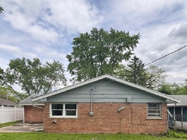 Homes for sale in Steger, IL | 3104 Hopkins St, Steger, IL 60475 | MLS# 12662180
