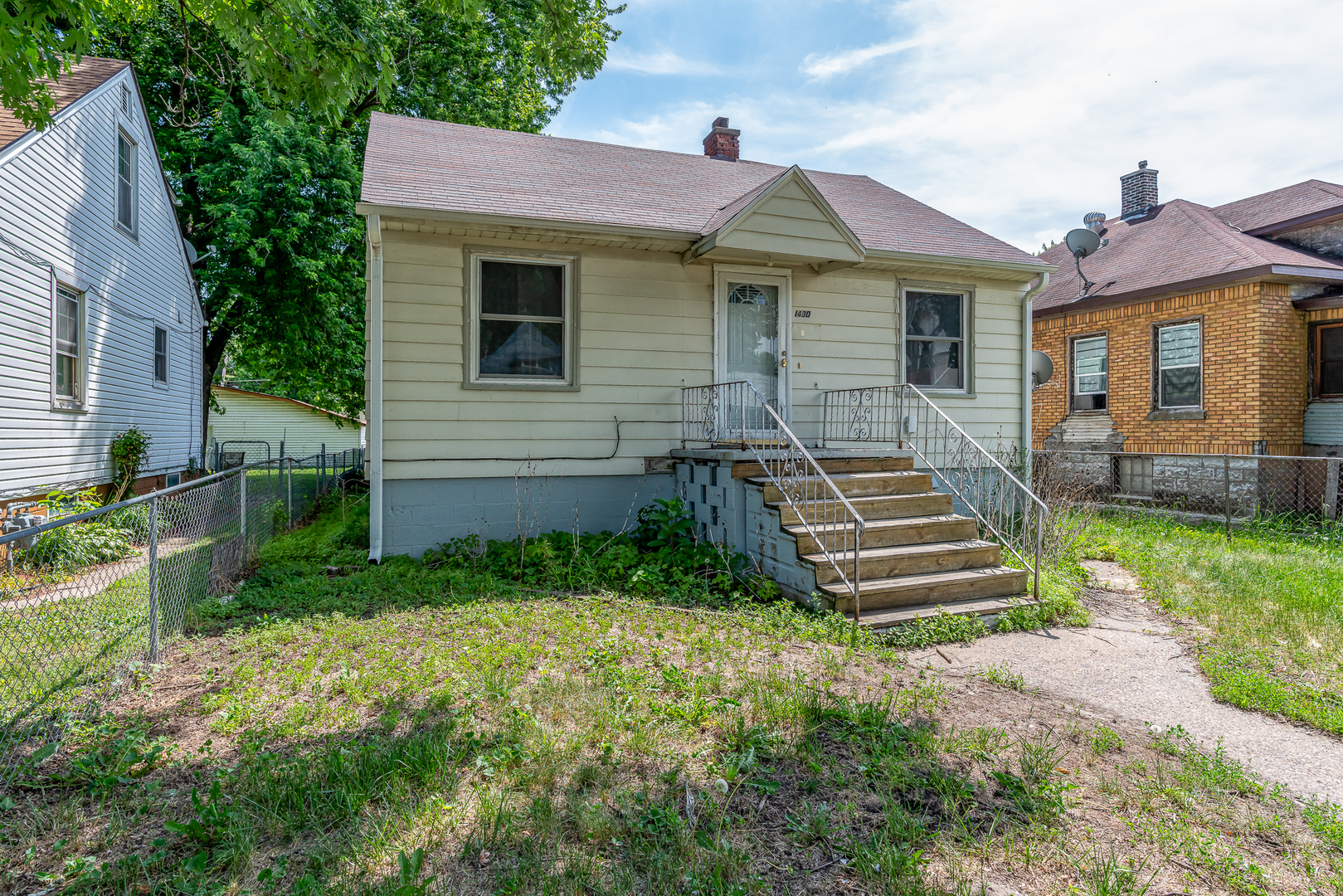 Homes for sale in East Moline, IL | 1430 18th St, East Moline, IL 61244 | MLS# 12662431