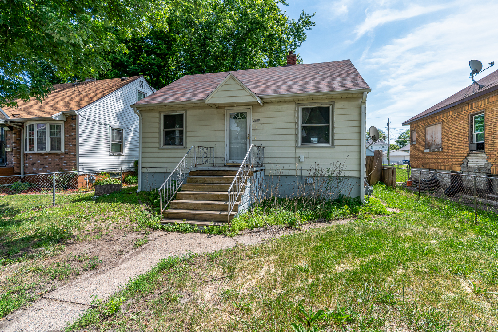 Homes for sale in East Moline, IL | 1430 18Th St, East Moline, IL 61244 | MLS# 12662431