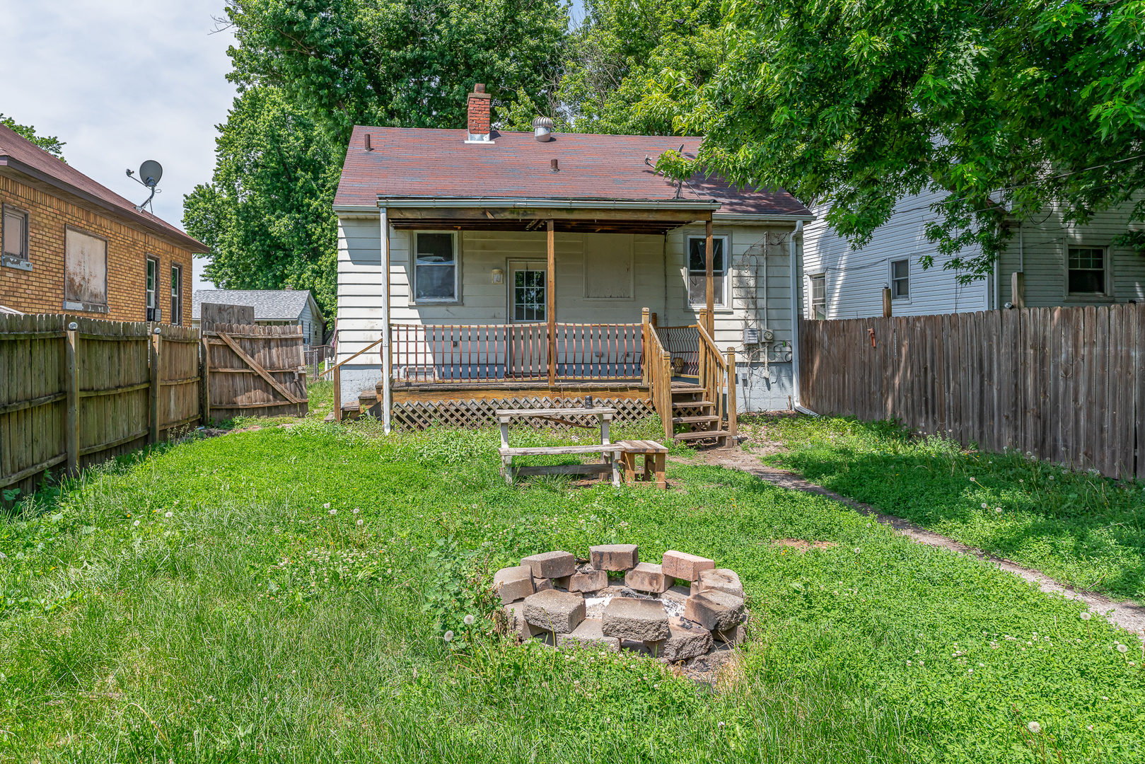 Homes for sale in East Moline, IL | 1430 18th St, East Moline, IL 61244 | MLS# 12662431