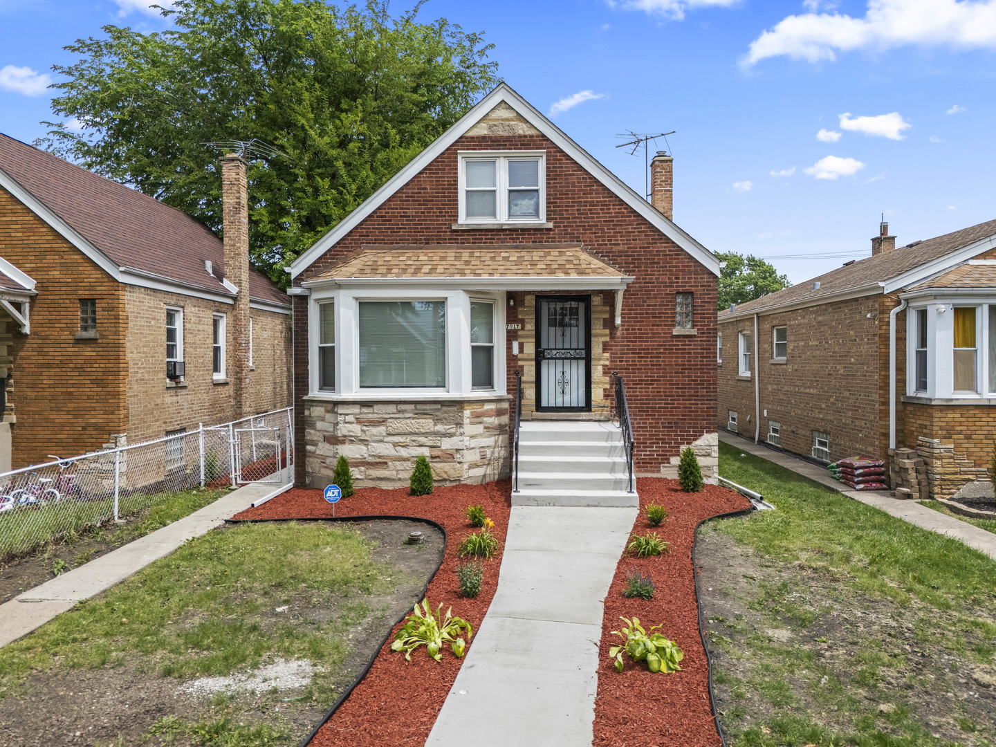 Homes for sale in Chicago, IL | 7917 S Christiana Ave, Chicago, IL 60652 | MLS# 12662563