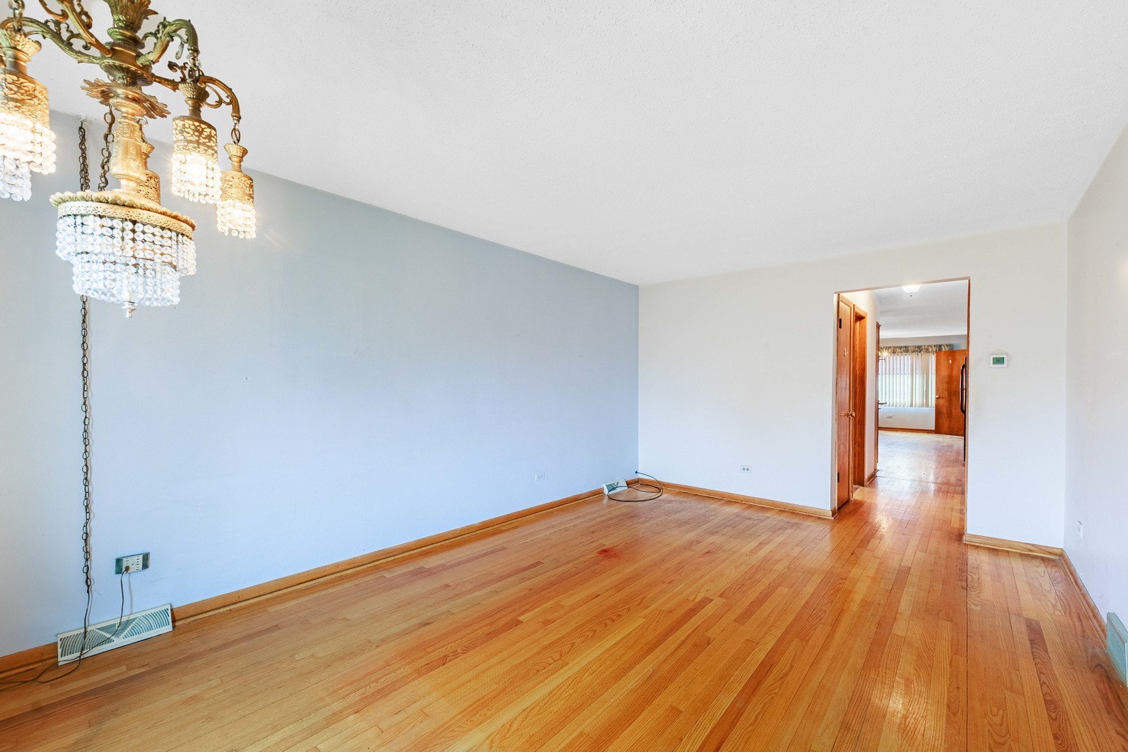 Homes for sale in Chicago, IL | 5530 S Merrimac Ave, Chicago, IL 60638 | MLS# 12662690