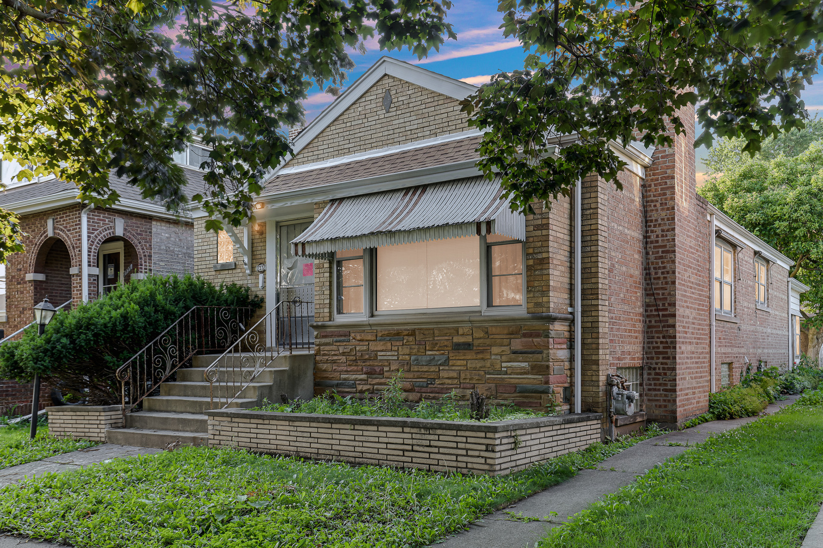 2nd image of 2332 Florence St, Blue Island, IL 60406 | MLS# 12662712