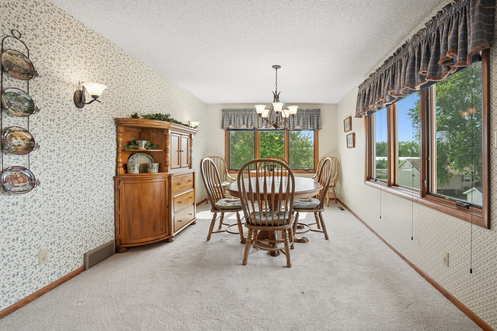 Homes for sale in Fulton, IL | 811 16Th St, Fulton, IL 61252 | MLS# 12662789