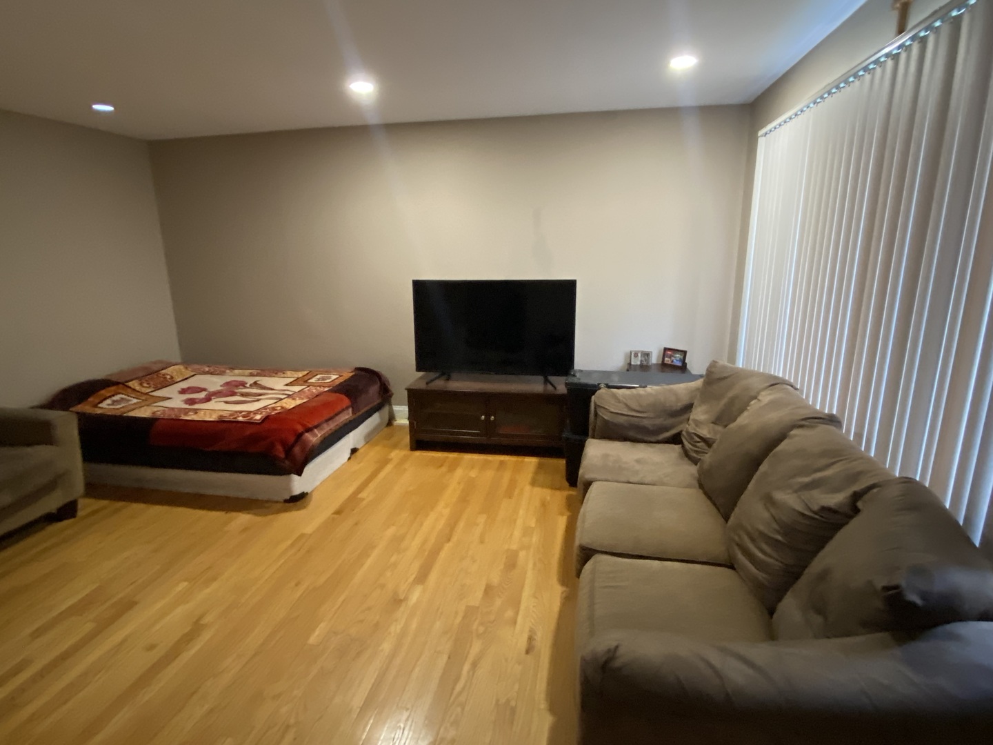 Homes for sale in Skokie, IL | 4740 Main St #B, Skokie, IL 60076 | MLS# 12662832