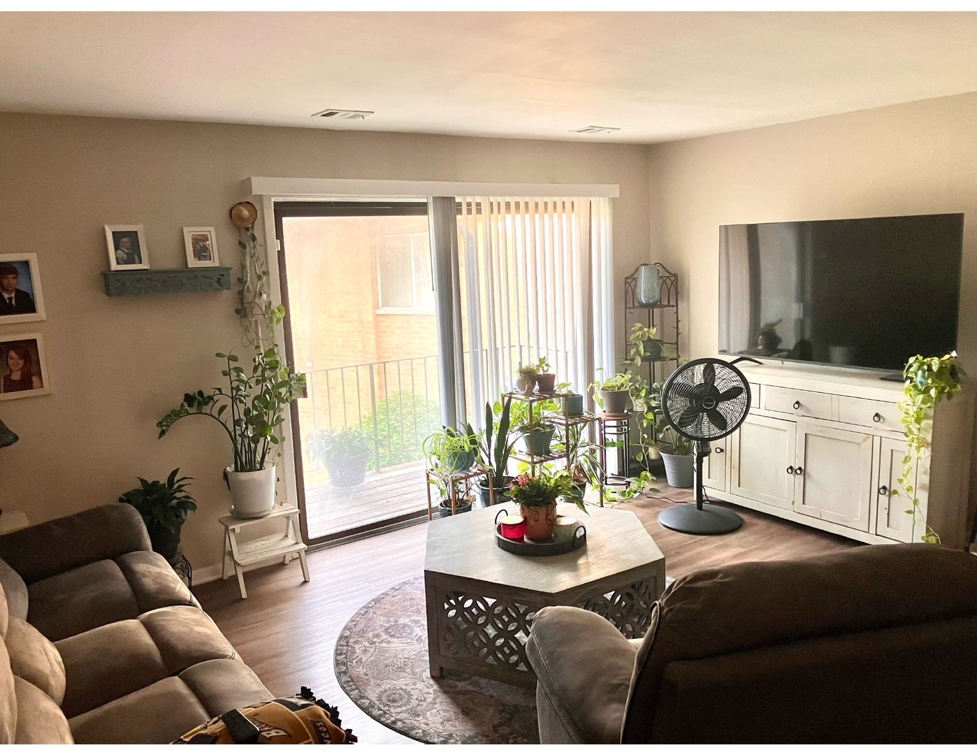 Homes for sale in Oak Lawn, IL | 4833 W 109th St #201, Oak Lawn, IL 60453 | MLS# 12662874