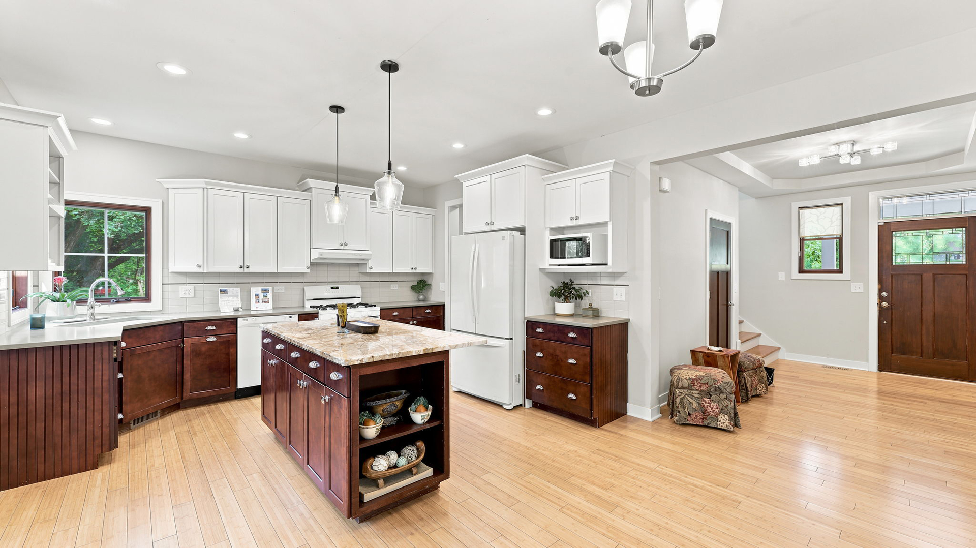 5th image of 27W173 Galusha, Warrenville, IL 60555 | MLS# 12662943