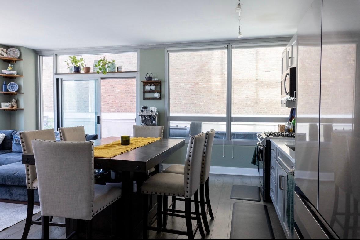 Homes for sale in Chicago, IL | 701 S Wls St, Chicago, IL 60607
