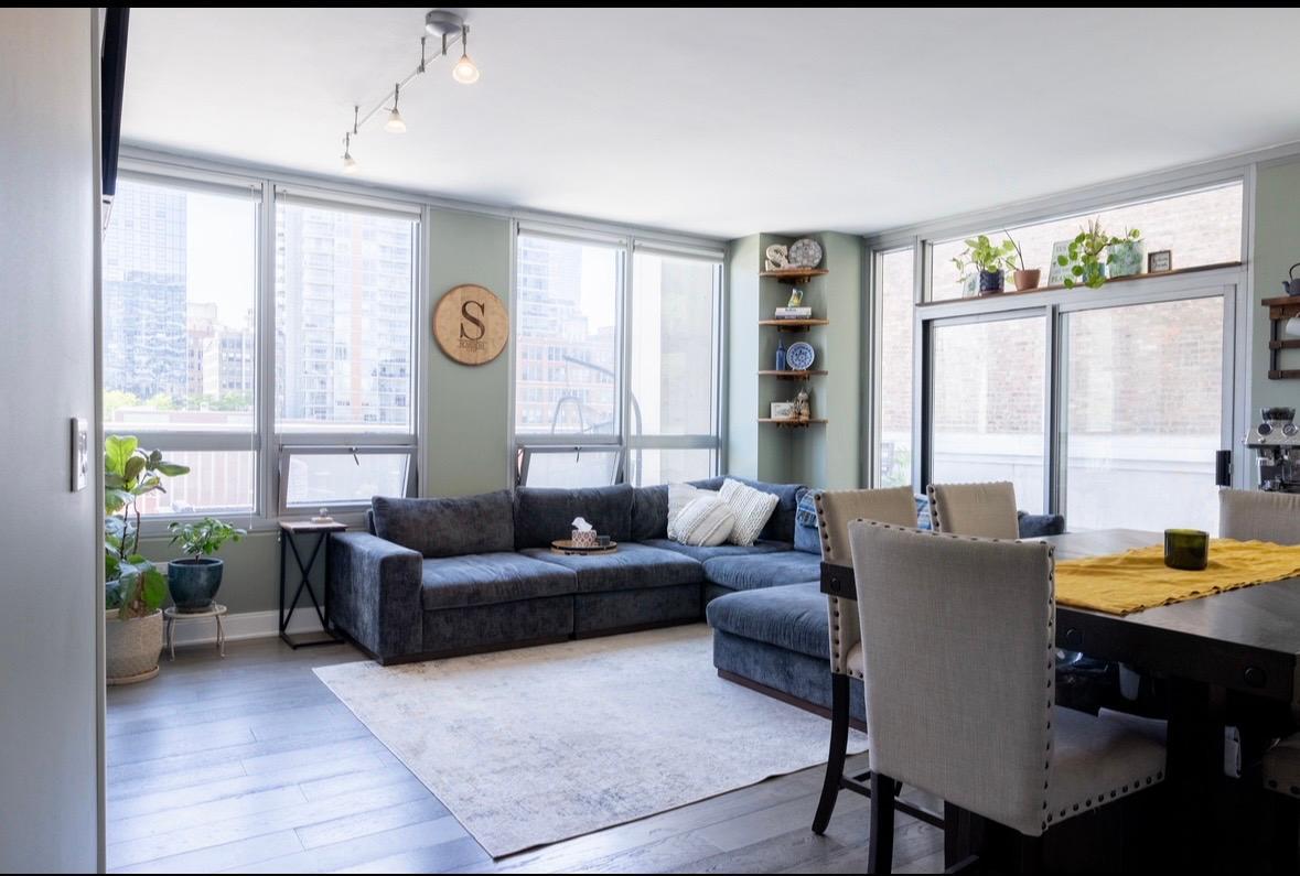 Homes for sale in Chicago, IL | 701 S Wls St, Chicago, IL 60607