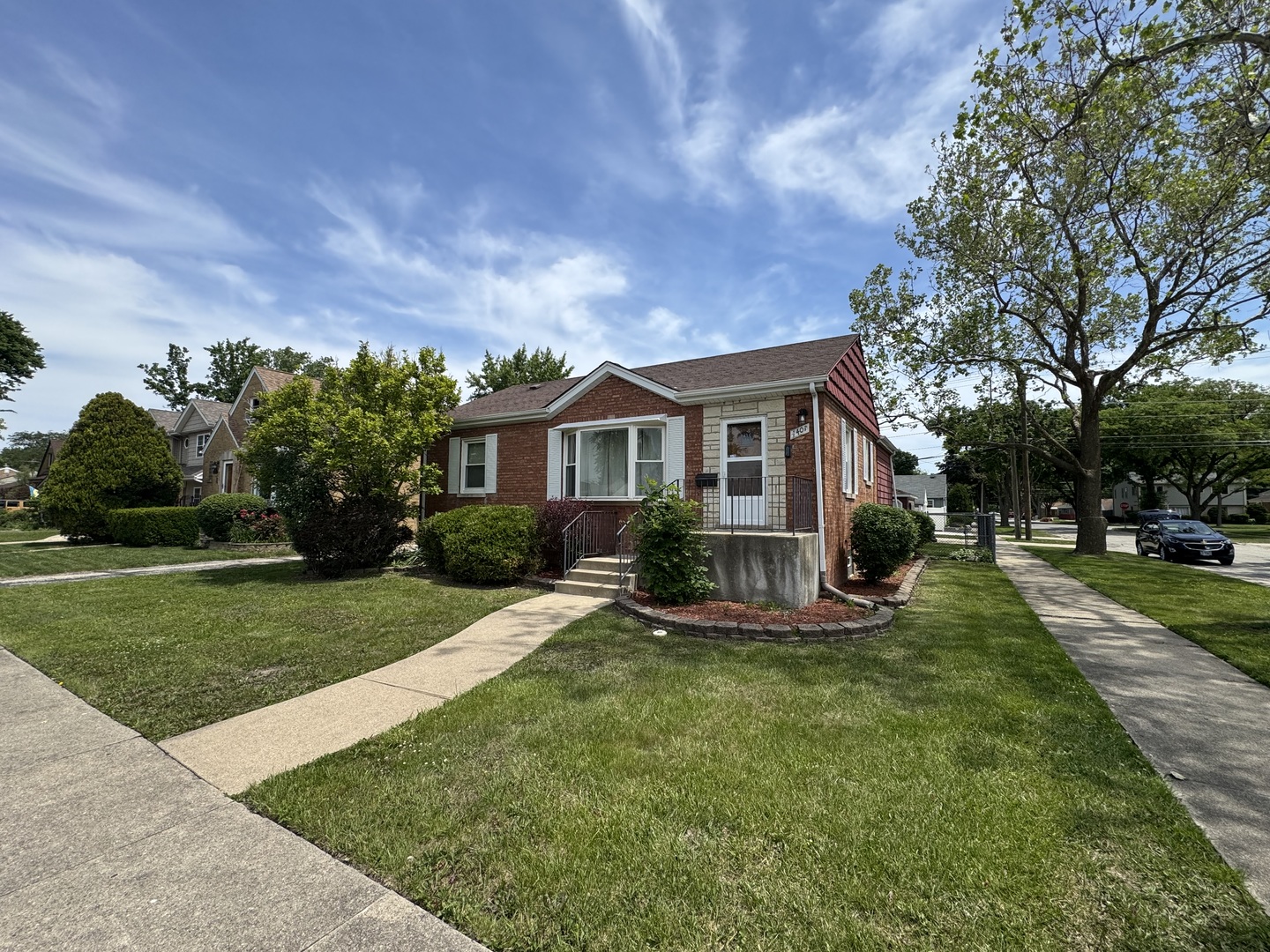 Homes for sale in La Grange Park, IL | 1401 Beach Ave, La Grange Park, IL 60526 | MLS# 12663002