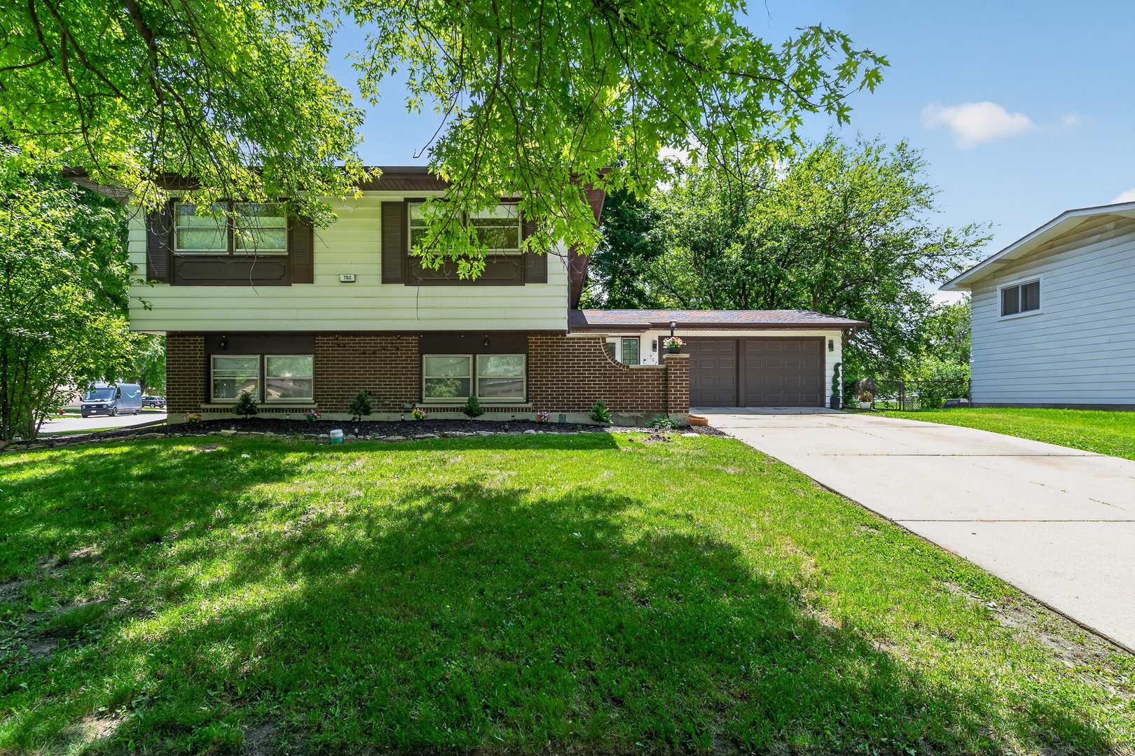Homes for sale in Glenwood, IL | 702 W Fitzhenry Ct, Glenwood, IL 60425 | MLS# 12663036