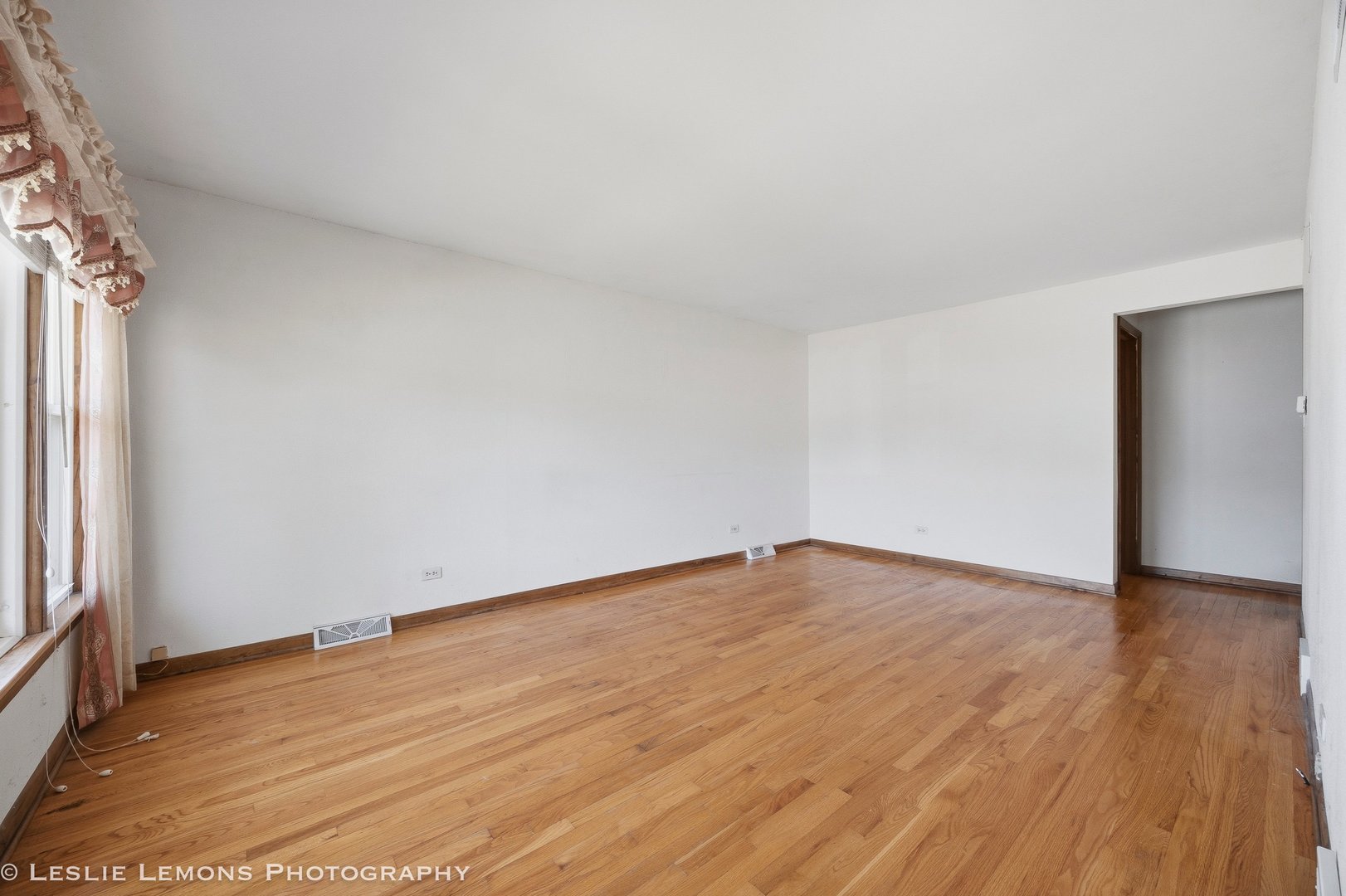Homes for sale in Alsip, IL | 12213 S Hamlin Ave, Alsip, IL 60803 | MLS# 12663066
