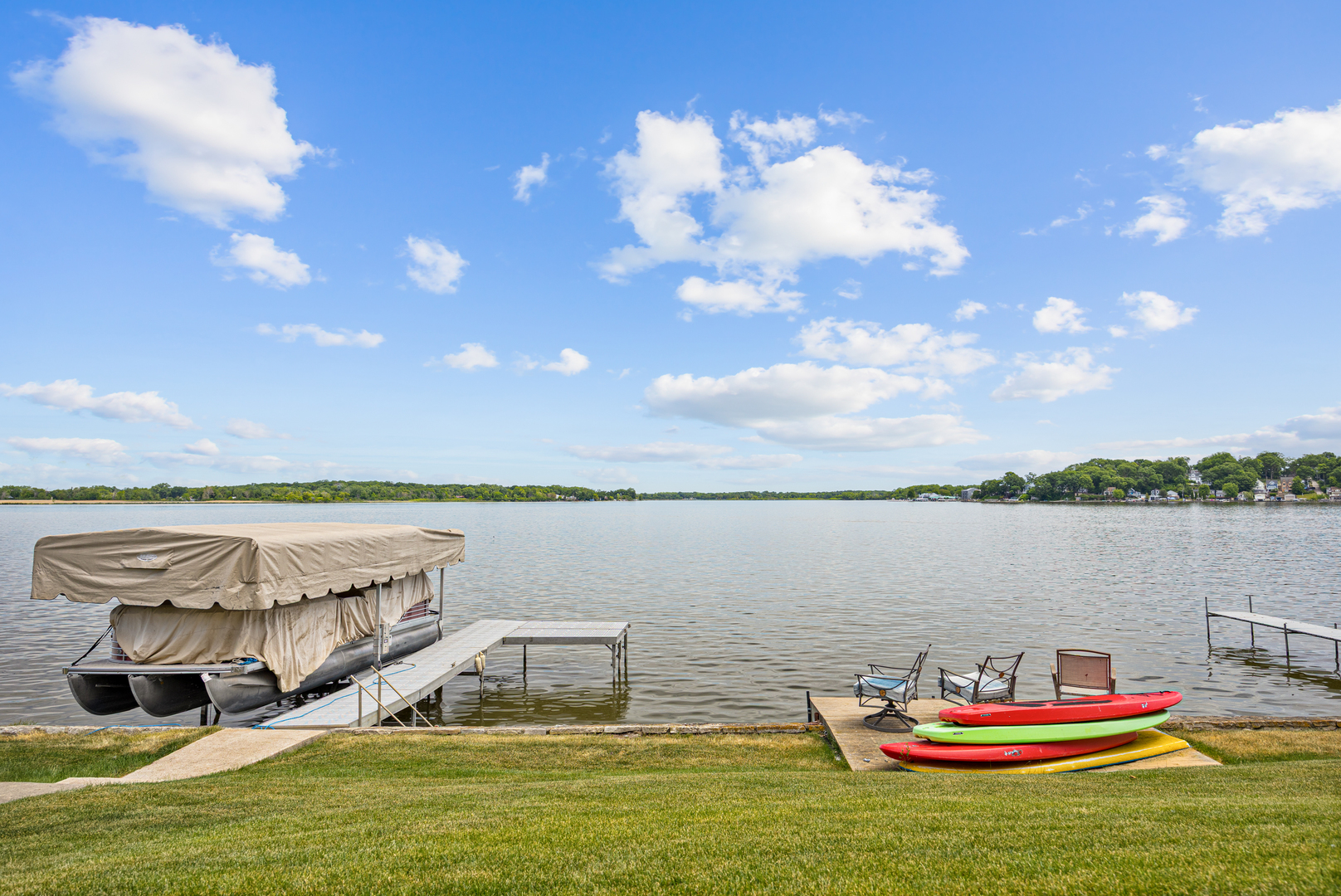 Homes for sale in Fox Lake, IL | 183 Riverside Island Dr, Fox Lake, IL 60020 | MLS# 12663068