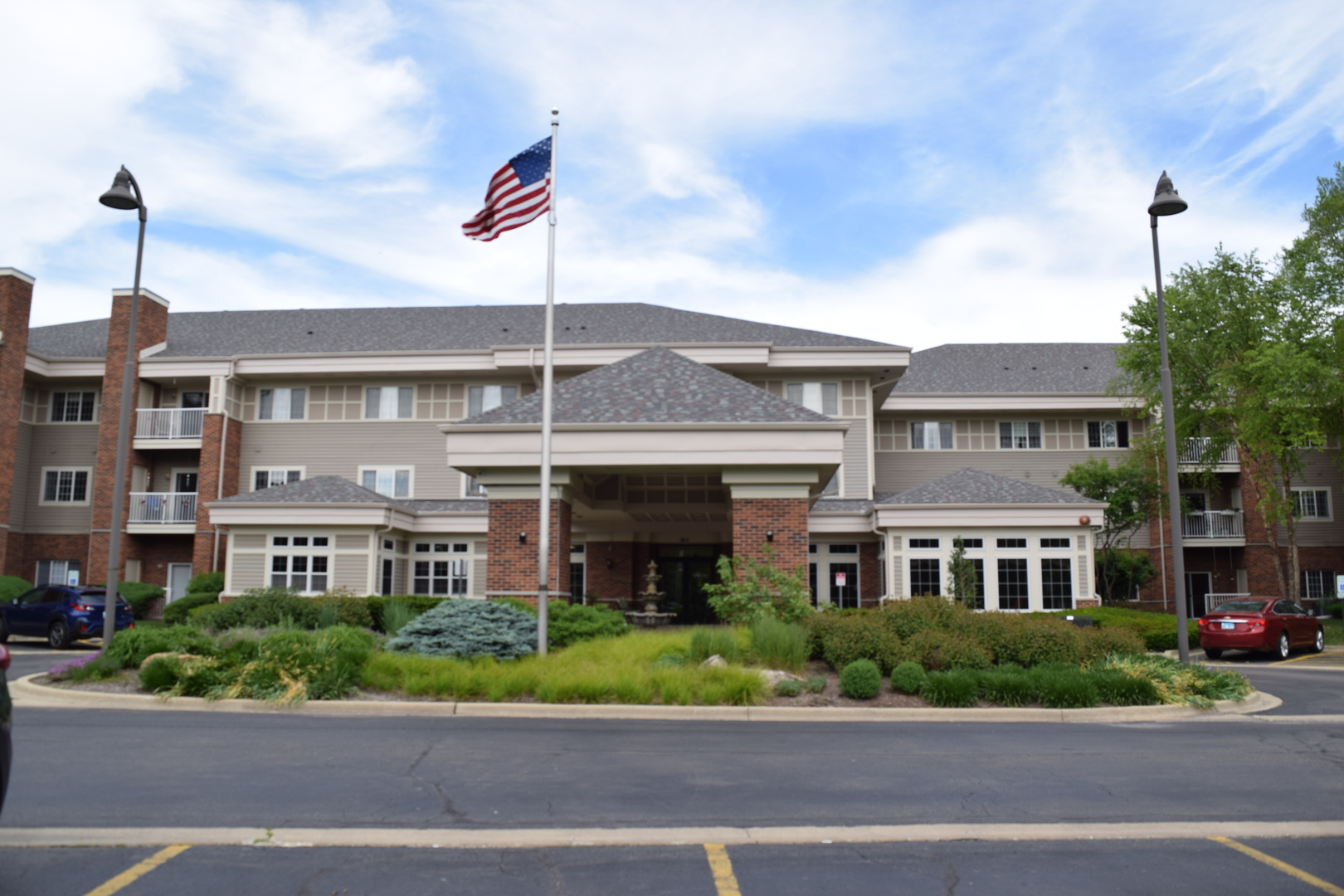 Homes for sale in Elgin, IL | 801 N Mclean Blvd #258, Elgin, IL 60123 | MLS# 12663132