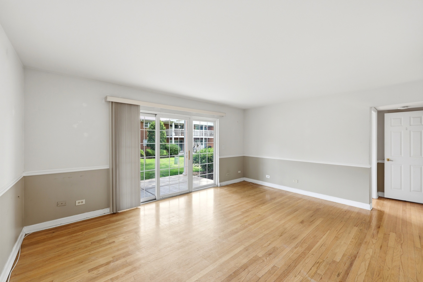 Homes for sale in Palatine, IL | 167 E Palatine Rd, Palatine, IL 60067