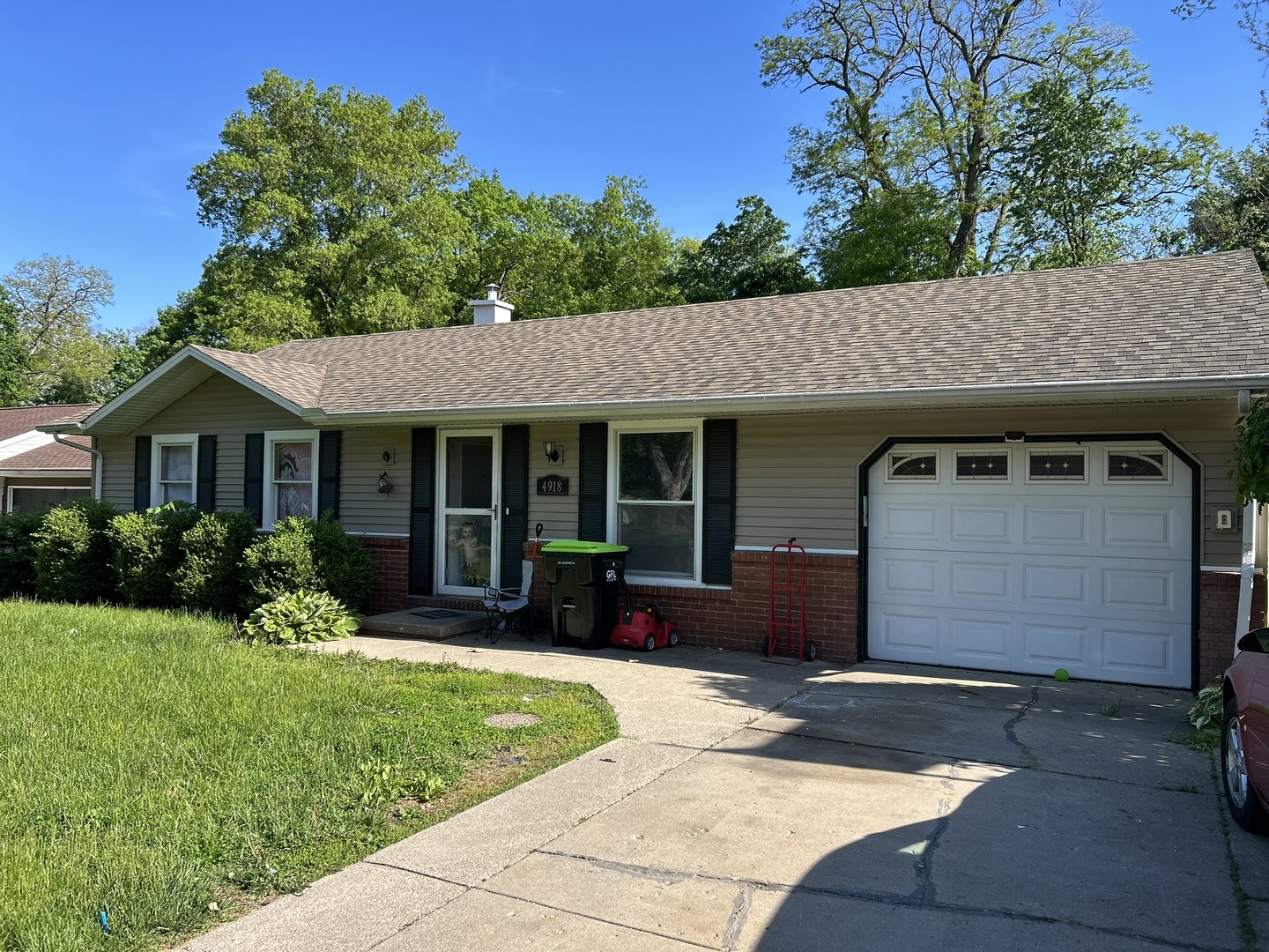 Homes for sale in Peoria, IL | 4918 W Hopewood Ln, Peoria, IL 61607 | MLS# 12663191