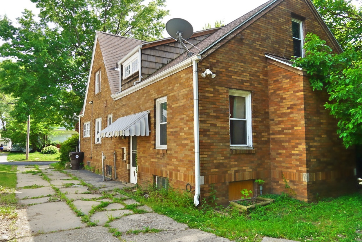 Homes for sale in Peoria, IL | 113 E Arcadia Ave, Peoria, IL 61603 | MLS# 12663194