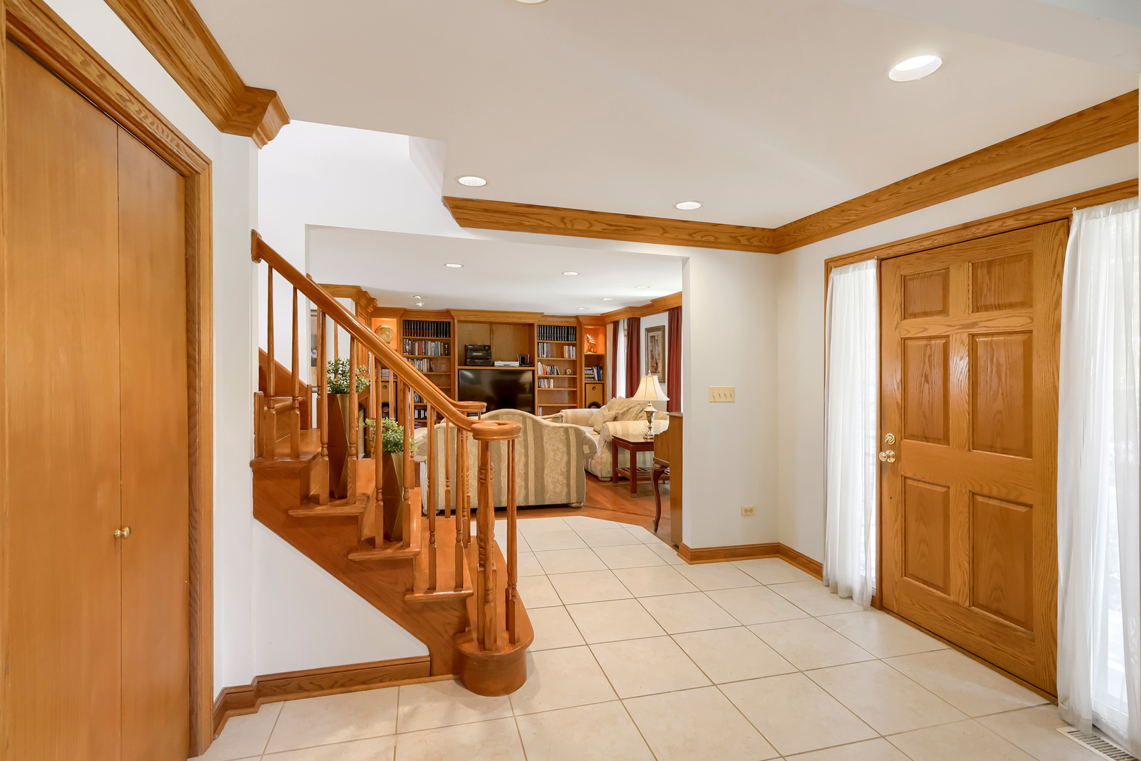 4th image of 616 W Park St, Arlington Heights, IL 60005 | MLS# 12663348