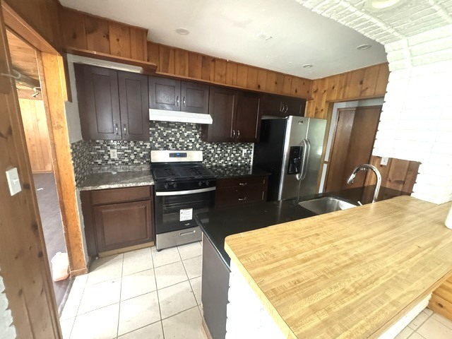 Homes for sale in Cary, IL | 2910 Killarney Dr, Cary, IL 60013 | MLS# 12663365