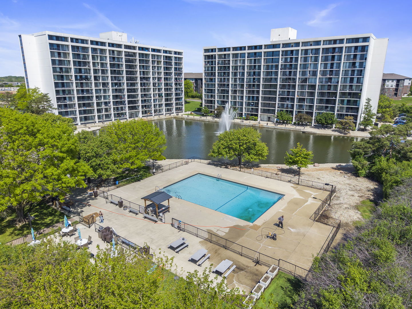 Homes for sale in Lombard, IL | 2005 S Finley Rd #1012, Lombard, IL 60148 | MLS# 12663522