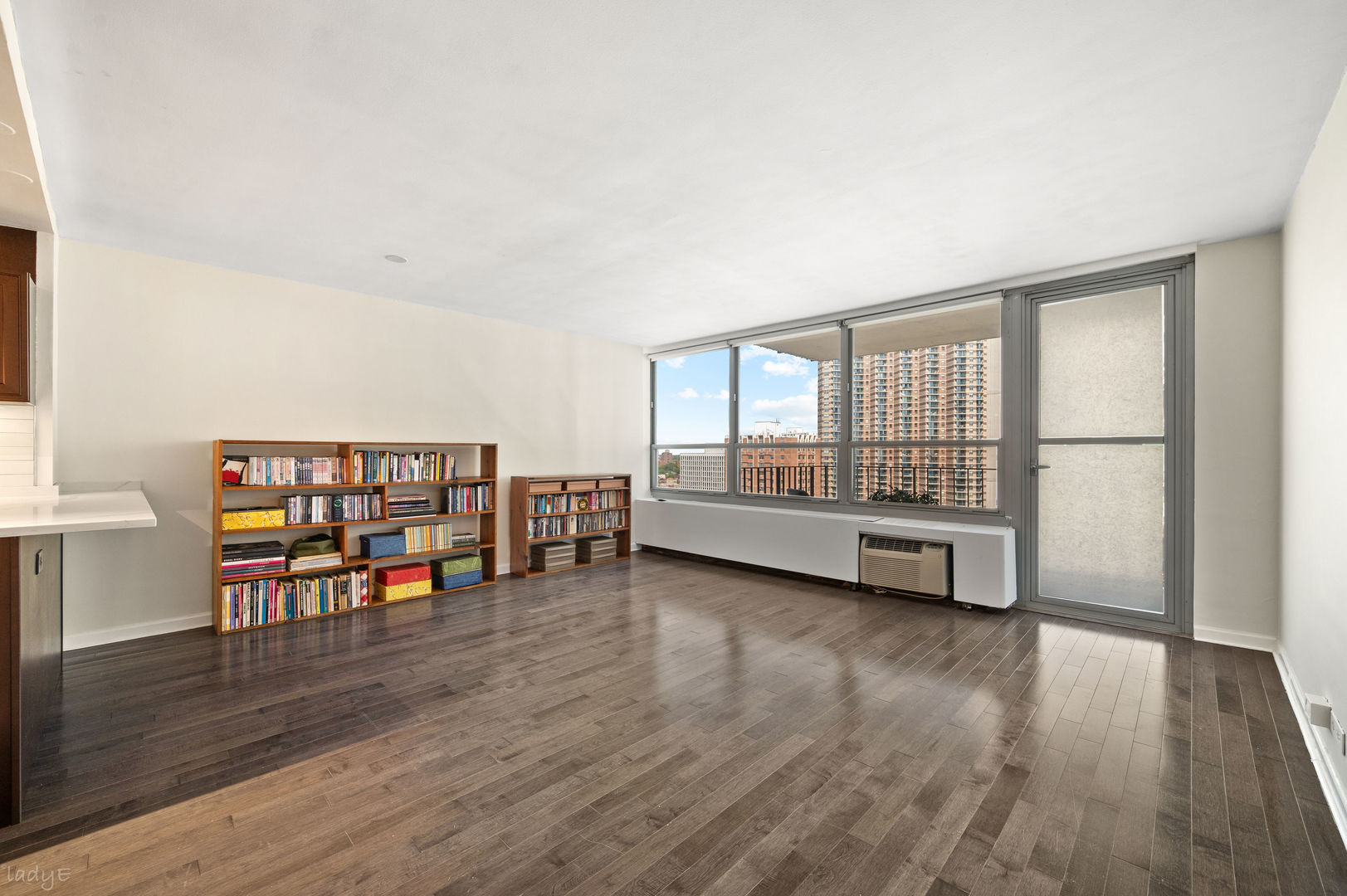 Homes for sale in Chicago, IL | 3550 N Lake Shore Dr #1922, Chicago, IL 60657 | MLS# 12663538