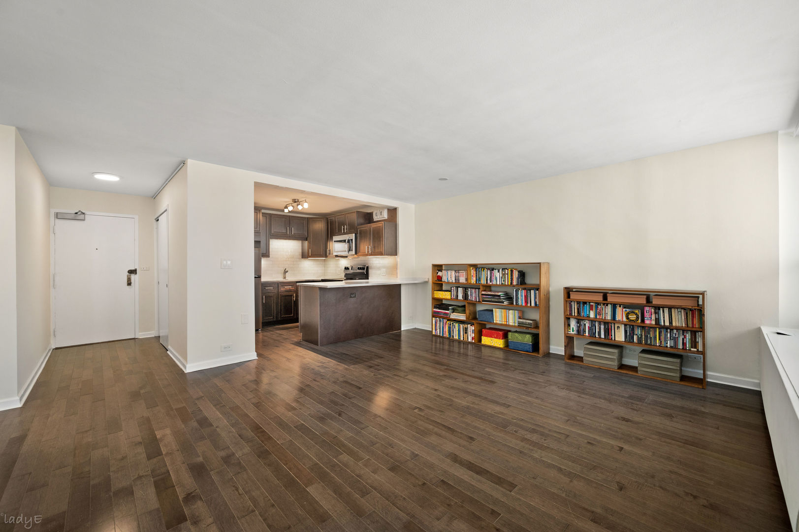 Homes for sale in Chicago, IL | 3550 N Lake Shore Dr #1922, Chicago, IL 60657 | MLS# 12663538
