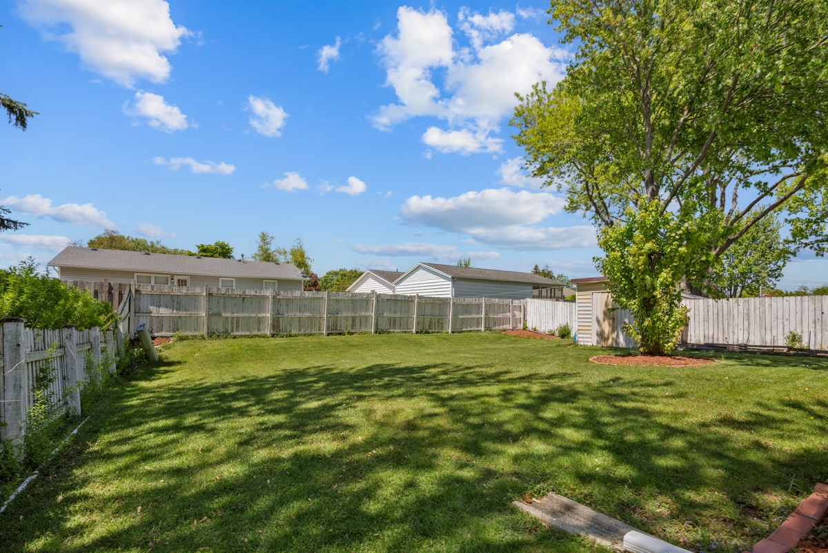 Homes for sale in Elk Grove Village, IL | 898 Debra Ln, Elk Grove Village, IL 60007 | MLS# 12663570