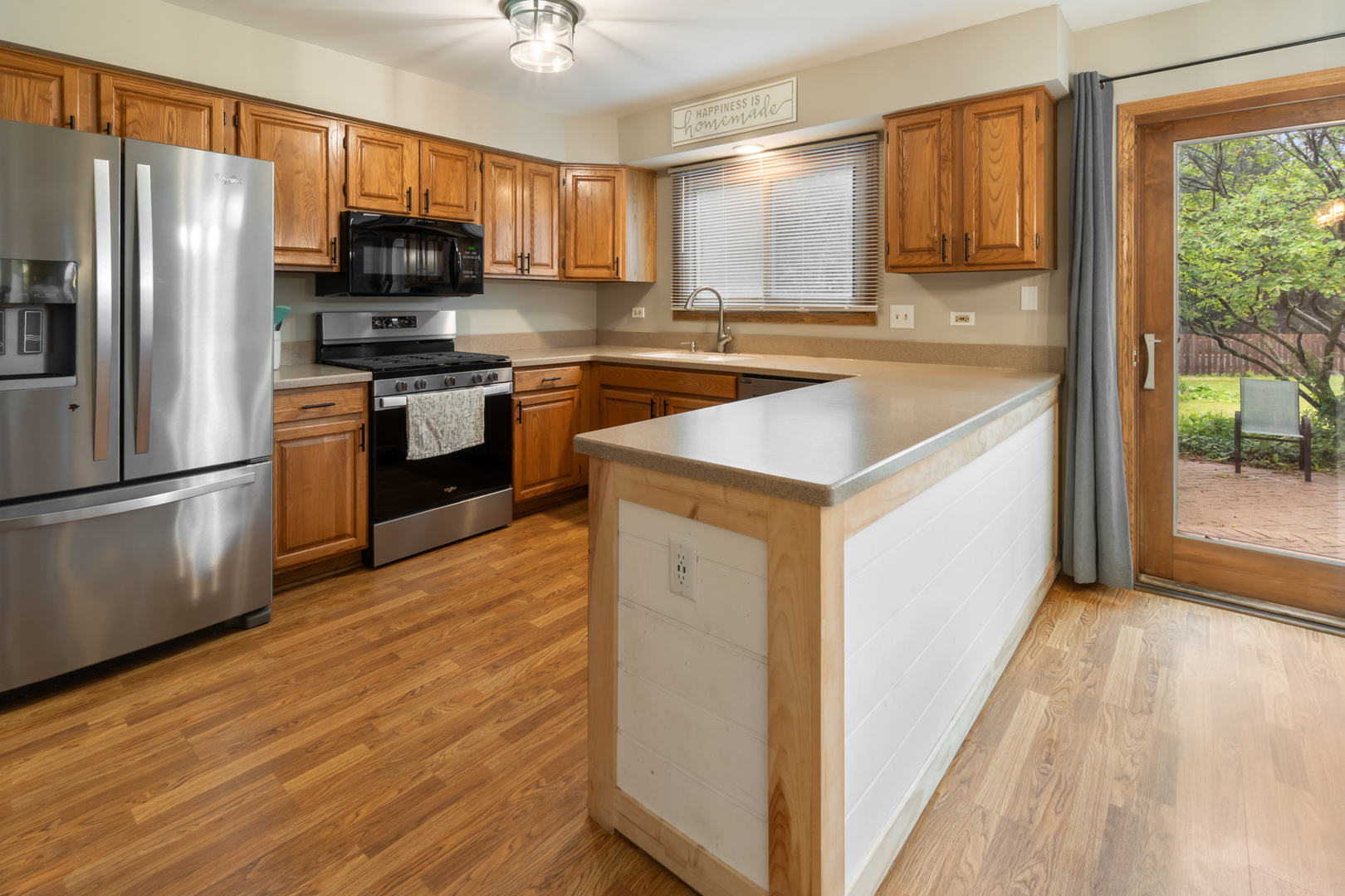 Homes for sale in Cary, IL | 201 Conestoga Trl, Cary, IL 60013 | MLS# 12663588
